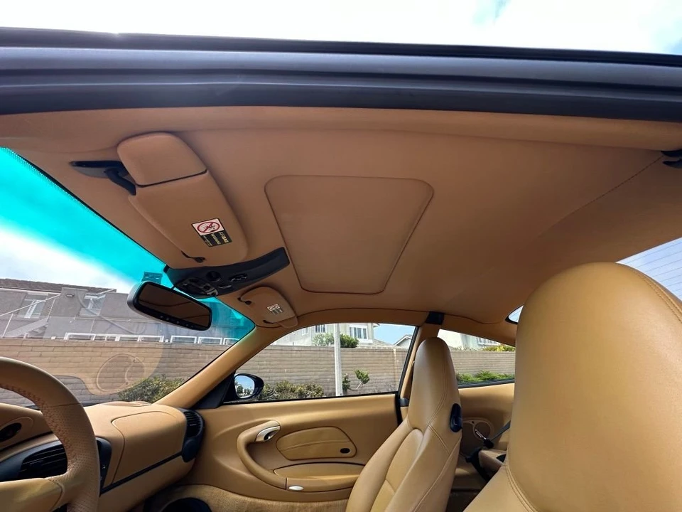 1999 Porsche 996 Carrera - Image 29 of 31