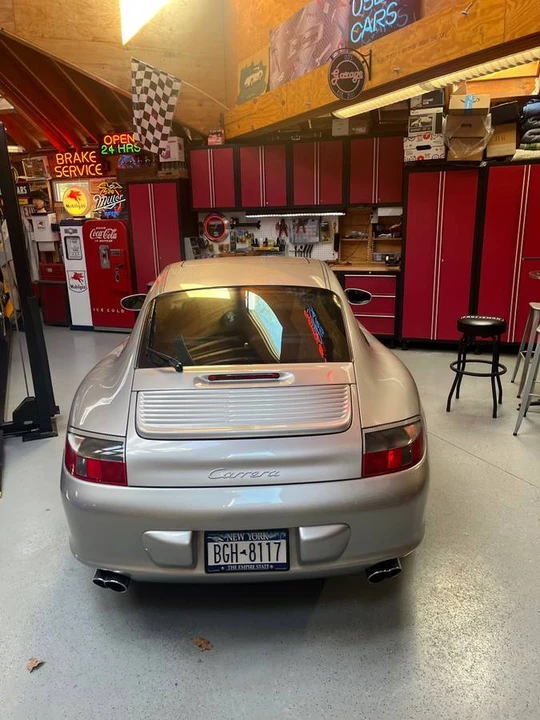 2002 Porsche 996 Carrera - Image 11 of 12