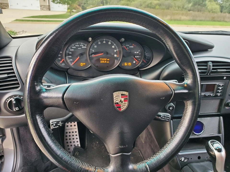 2002 Porsche 996 Carrera - Image 6 of 8