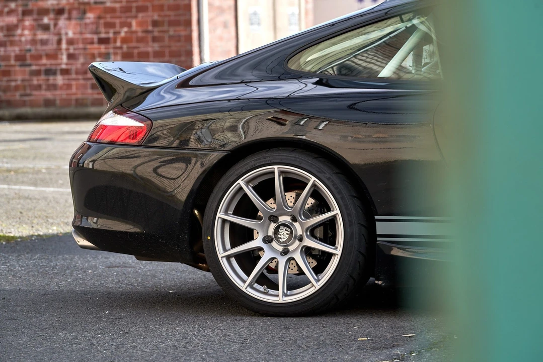 2002 Porsche 996 Carrera - Image 7 of 16