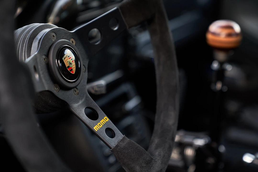 2002 Porsche 996 Carrera - Image 12 of 16