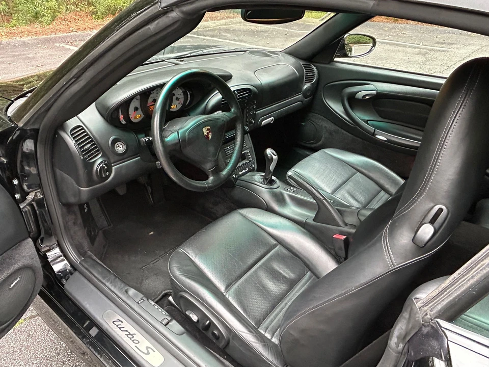 2005 Porsche 996 Turbo - Image 10 of 15