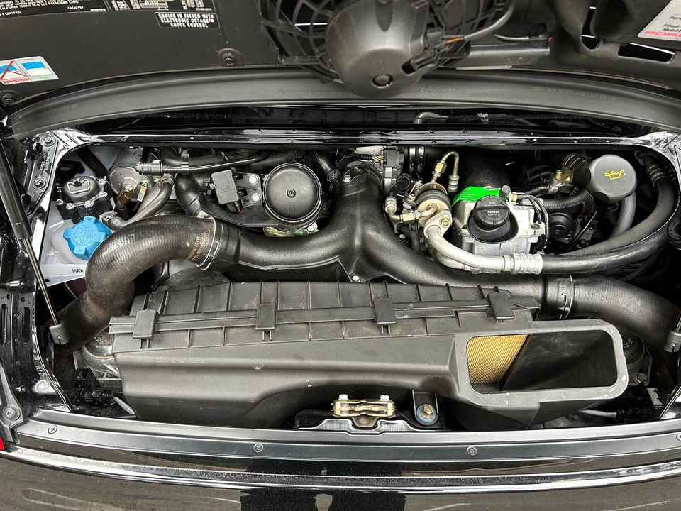 2005 Porsche 996 Turbo - Image 9 of 10