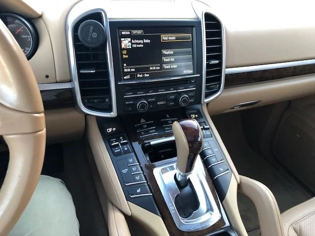 2013 Porsche 958 Cayenne Diesel - Image 3 of 10