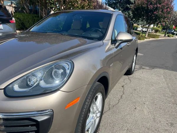 2015 Porsche 958 Cayenne - Image 3 of 11
