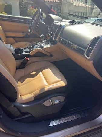 2015 Porsche 958 Cayenne - Image 11 of 11
