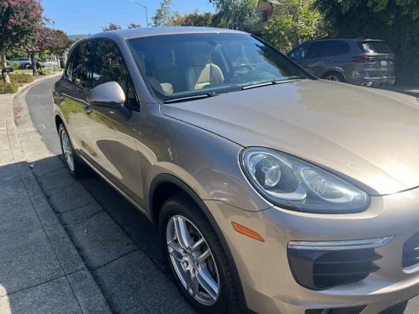 2015 Porsche 958 Cayenne - Image 2 of 11