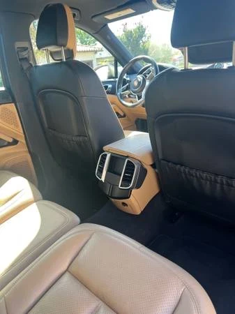 2015 Porsche 958 Cayenne - Image 8 of 11