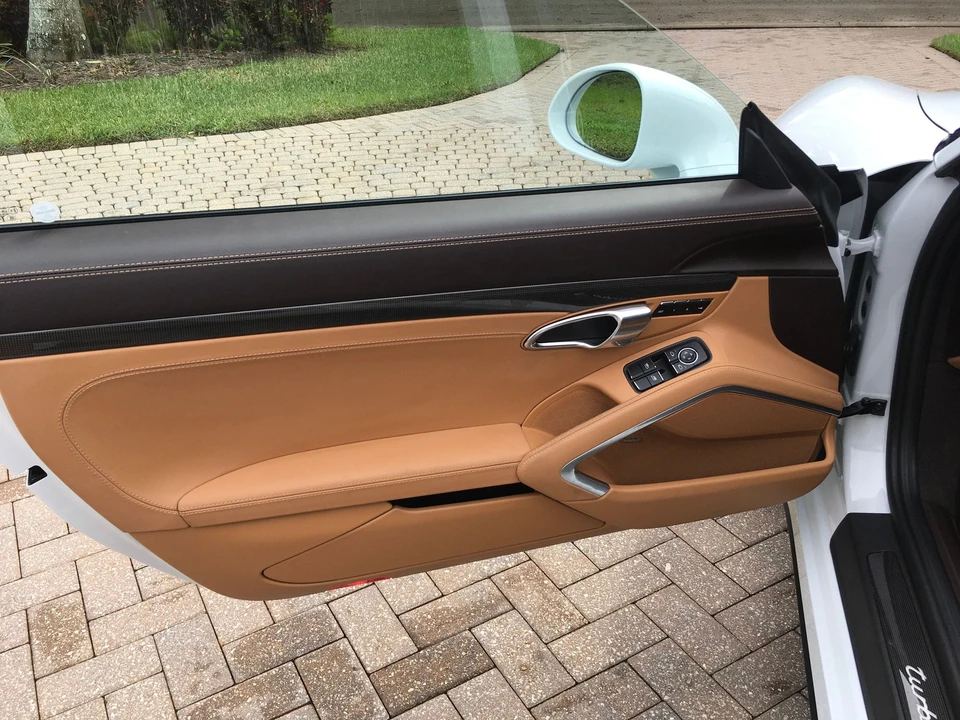 2017 Porsche 991 Turbo S - Image 6 of 12
