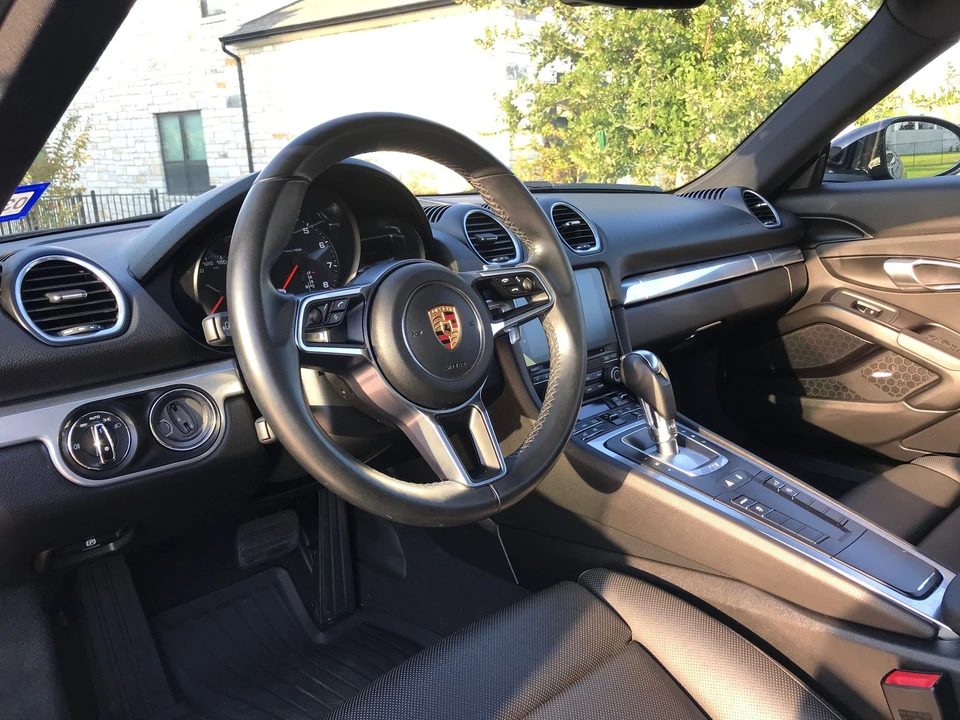 2018 Porsche 718 Cayman - Image 8 of 8