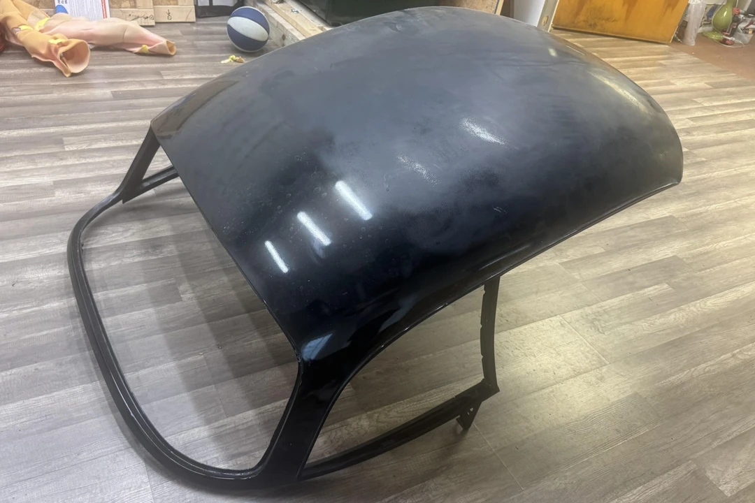 Parts & Memorabilia Bodywork - Image 2 of 4