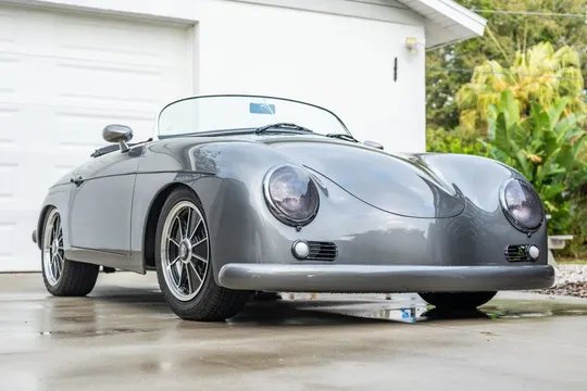 Porsche 356 Speedster Replica