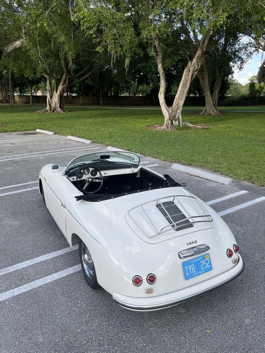 Porsche 356 Replica - Image 15 of 31