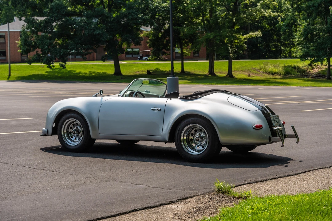 1966 Porsche 356 Replica - Image 10 of 31