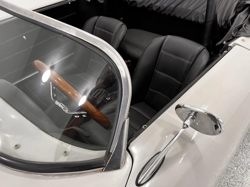 Porsche 356 Replica - Image 17 of 31