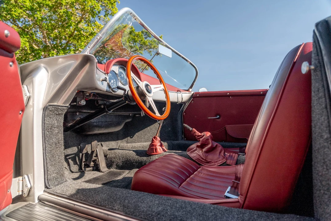 Porsche 356 Replica - Image 30 of 31