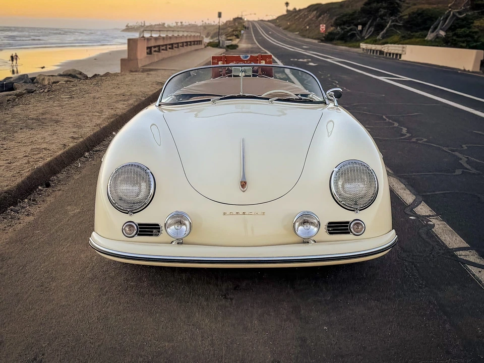 Porsche 356 Replica - Image 2 of 31