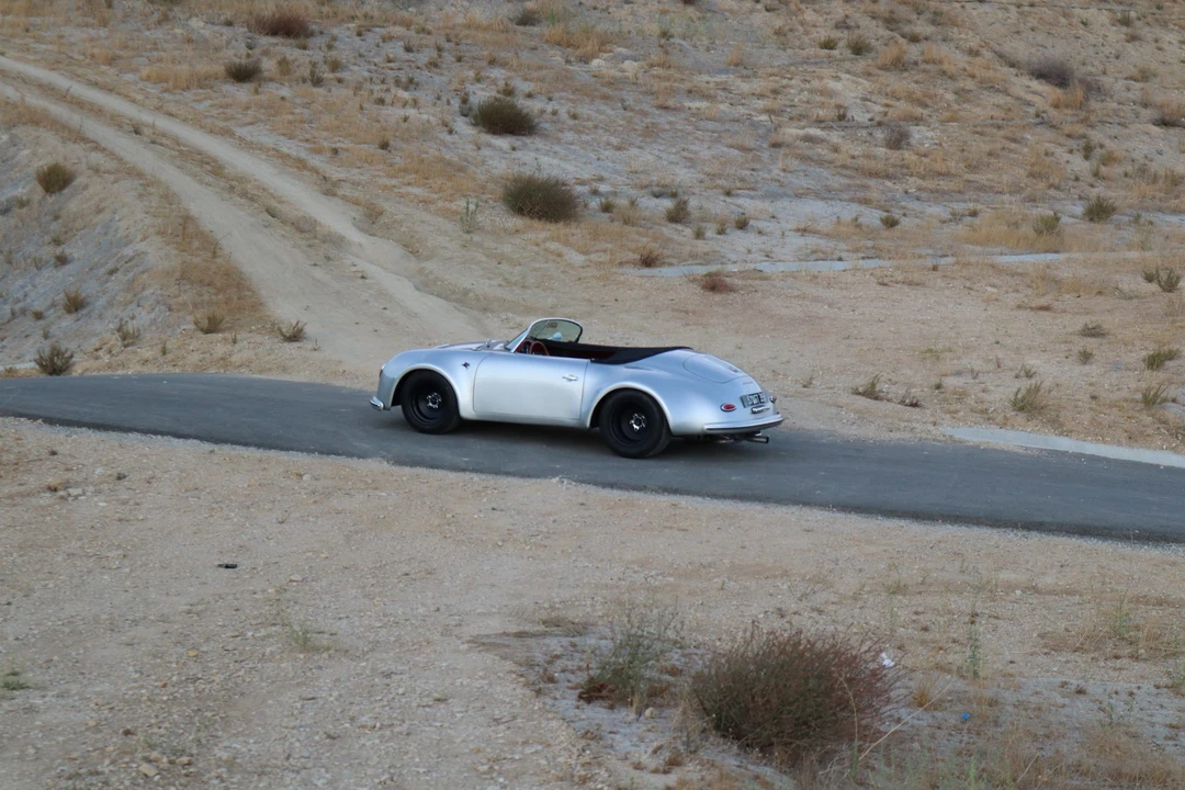 Porsche 356 Replica - Image 15 of 31