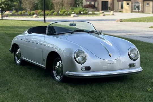Porsche 356 Replica Speedster by Vintage Speedsters