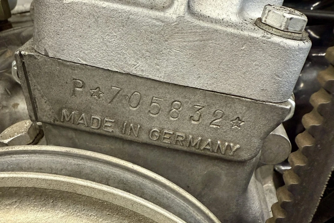 Parts & Memorabilia Engines - Image 4 of 4