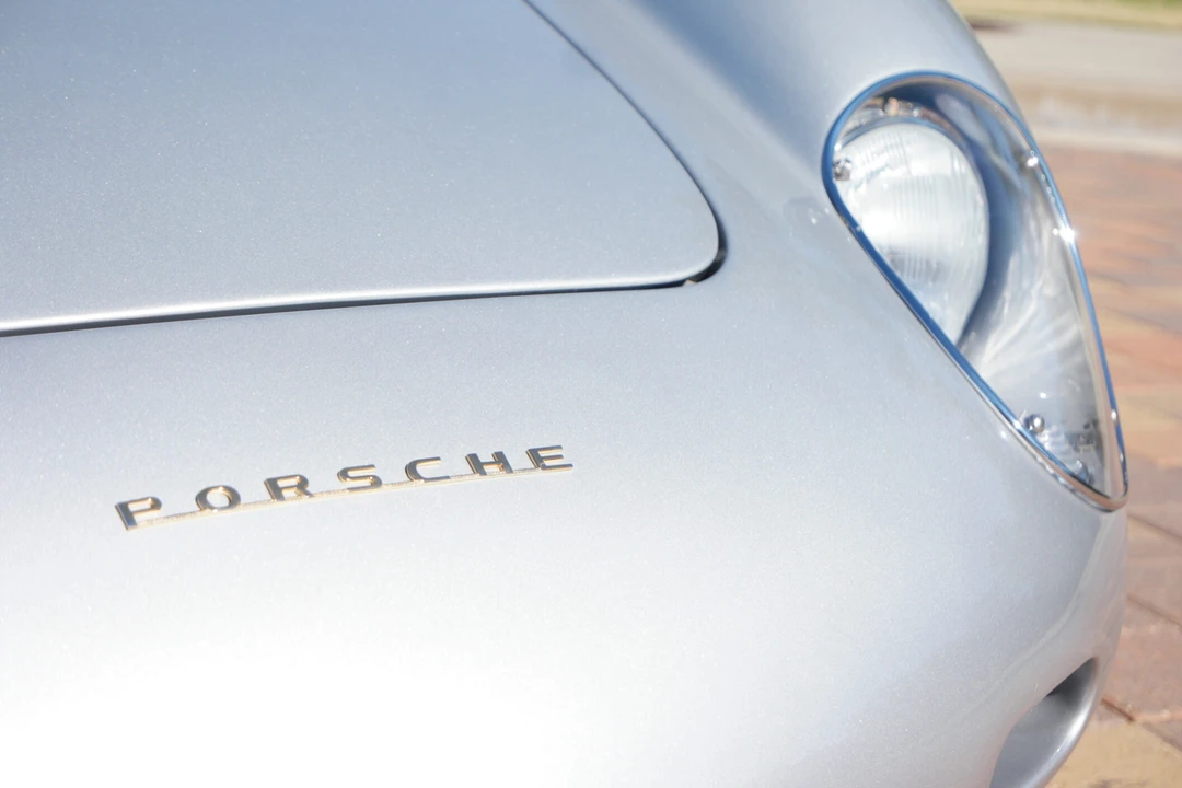 Porsche Speedster - Image 15 of 31