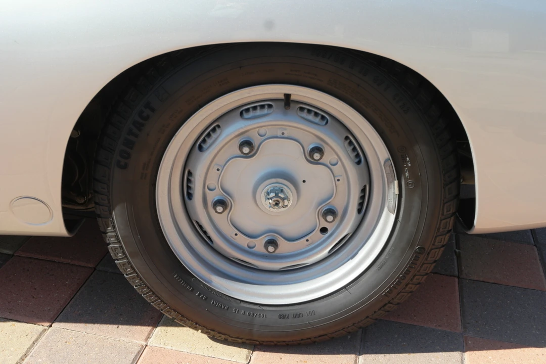 Porsche Speedster - Image 27 of 31