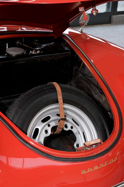 Porsche Speedster - Image 16 of 19