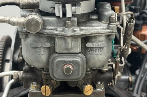 Parts & Memorabilia Engines - Image 3 of 5