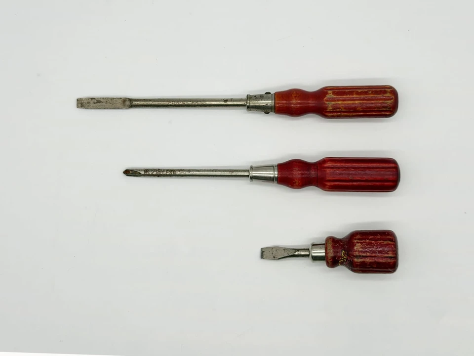 Parts & Memorabilia Tools - Image 10 of 31