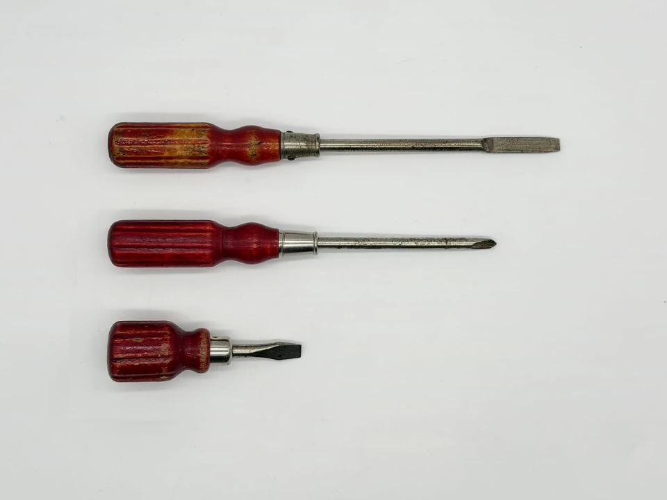 Parts & Memorabilia Tools - Image 11 of 31