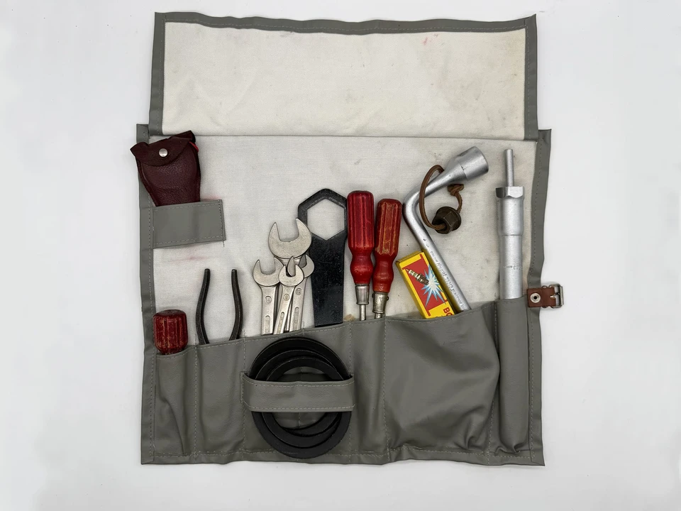 Parts & Memorabilia Tools - Image 6 of 31