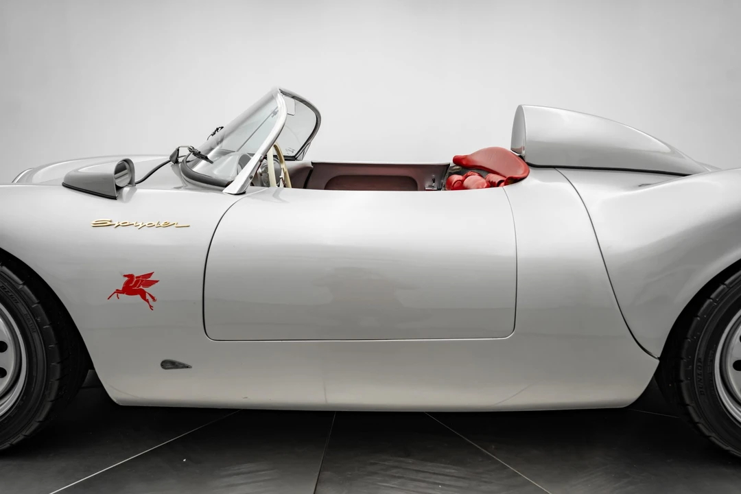 Porsche 550 - Image 27 of 31