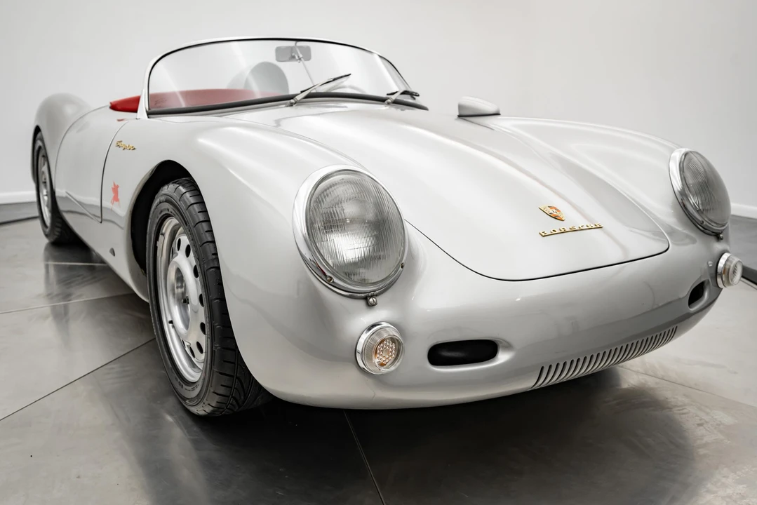 Porsche 550 - Image 9 of 31