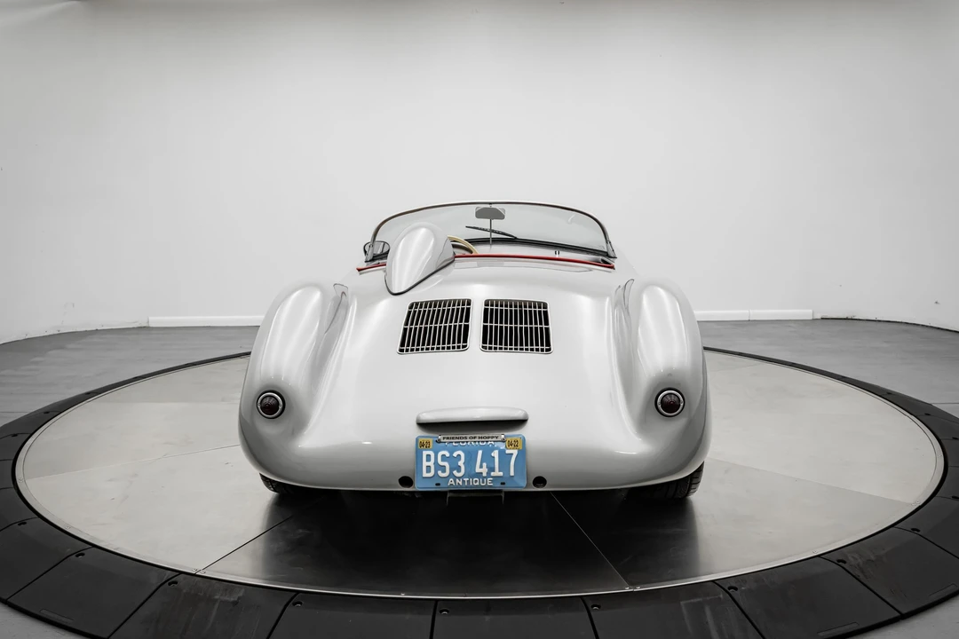Porsche 550 - Image 19 of 31