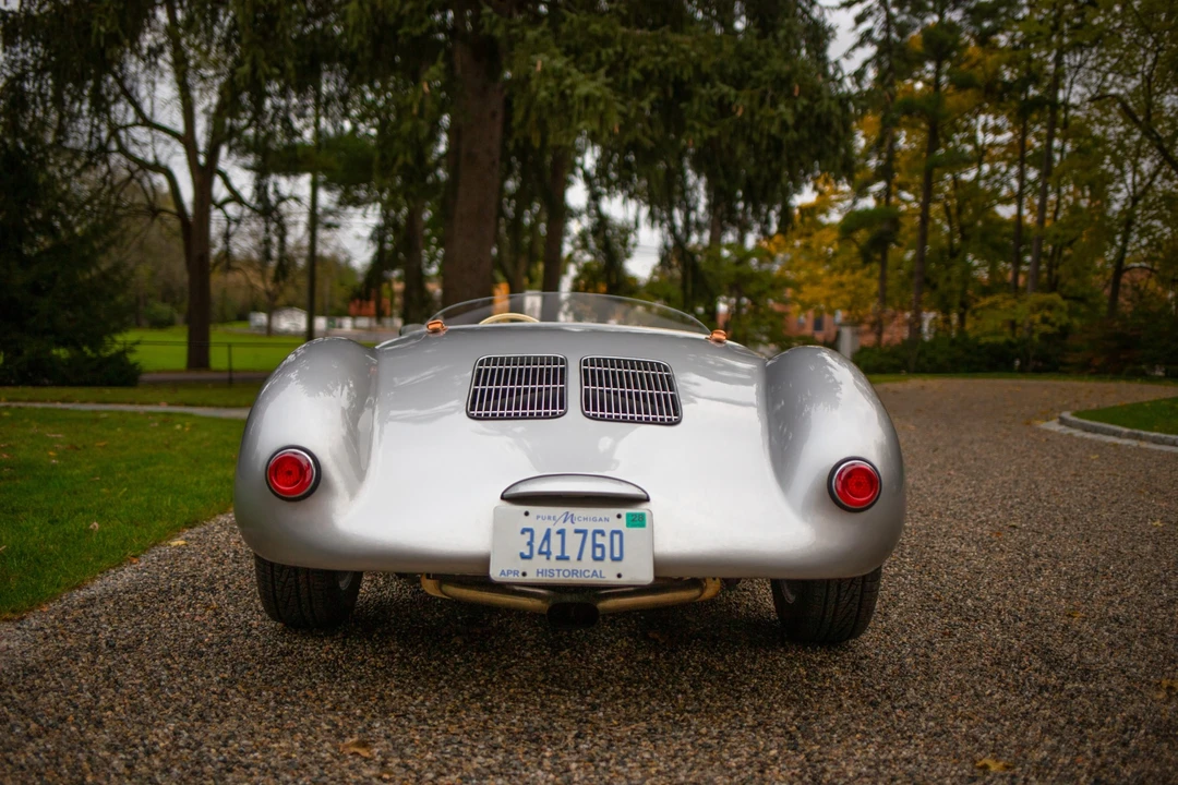 Porsche 550 - Image 11 of 31