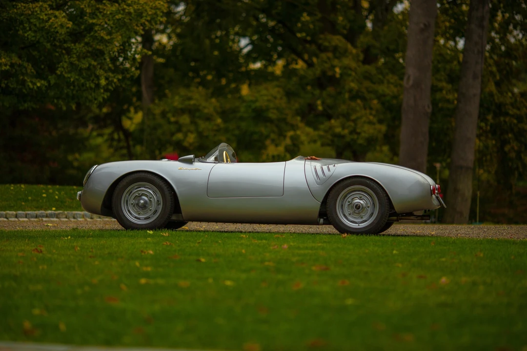 Porsche 550 - Image 15 of 31