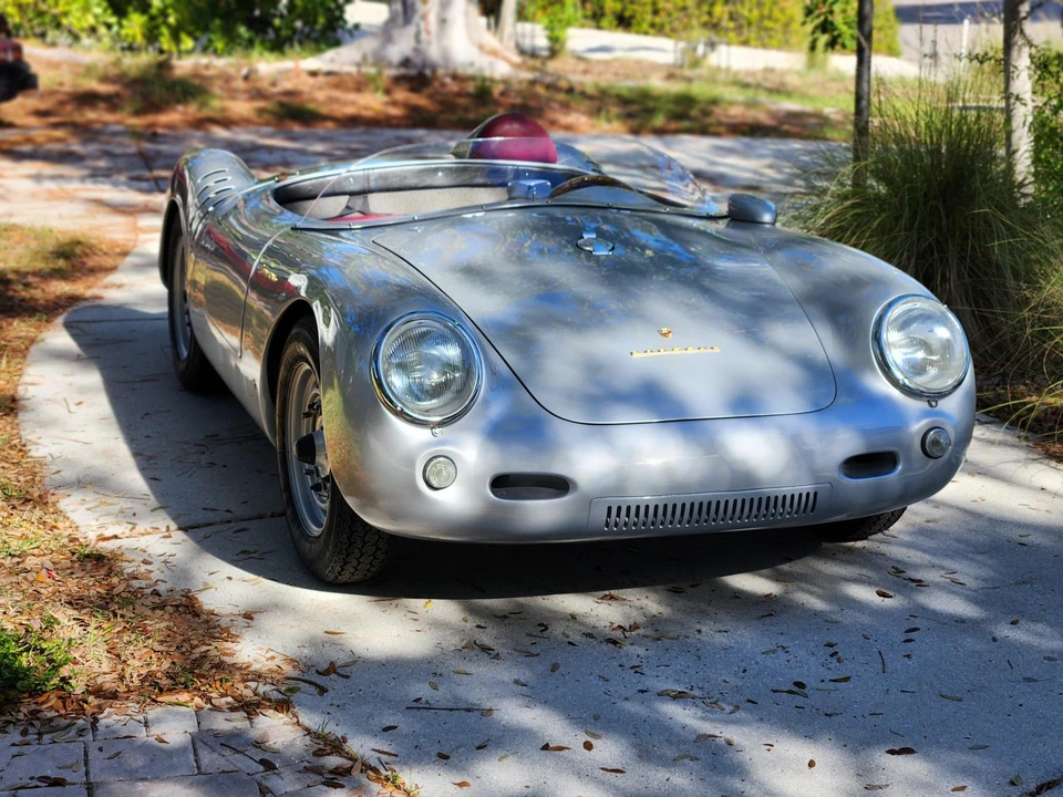 Porsche 550 - Image 2 of 31