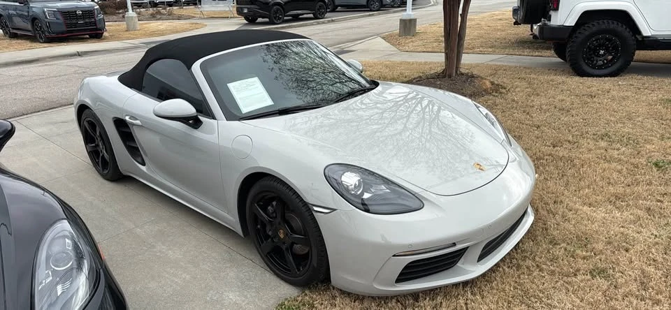 2018 Porsche 718 Boxster - Image 4 of 5