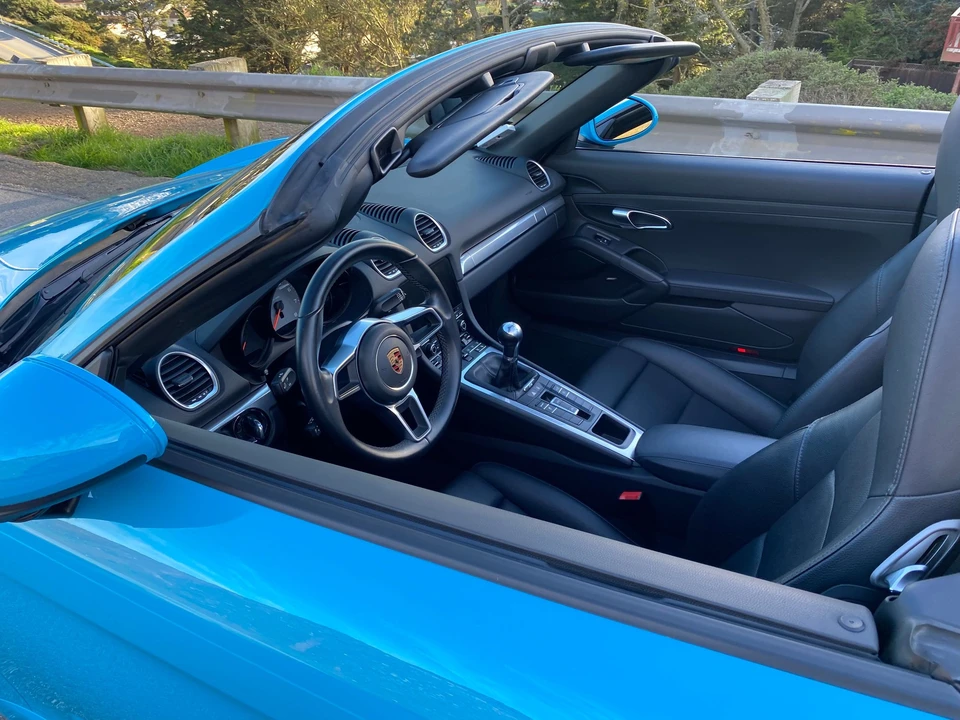 2017 Porsche 718 Boxster S - Image 3 of 9