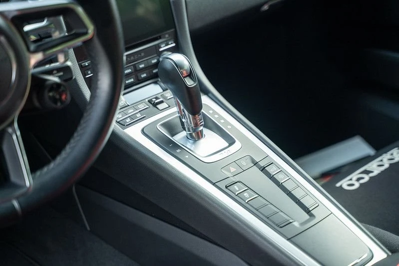 2018 Porsche 718 Cayman S - Image 16 of 31
