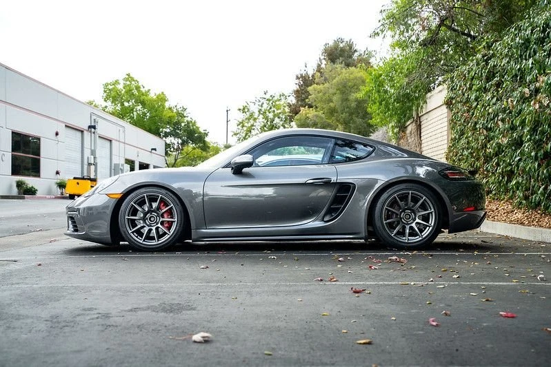 2018 Porsche 718 Cayman S - Image 3 of 31