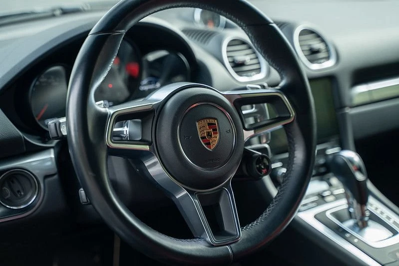 2018 Porsche 718 Cayman S - Image 13 of 31