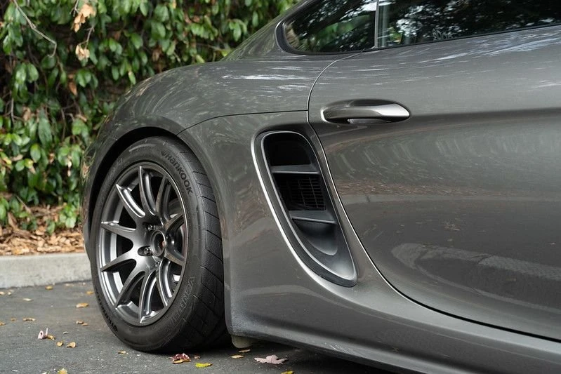 2018 Porsche 718 Cayman S - Image 7 of 31