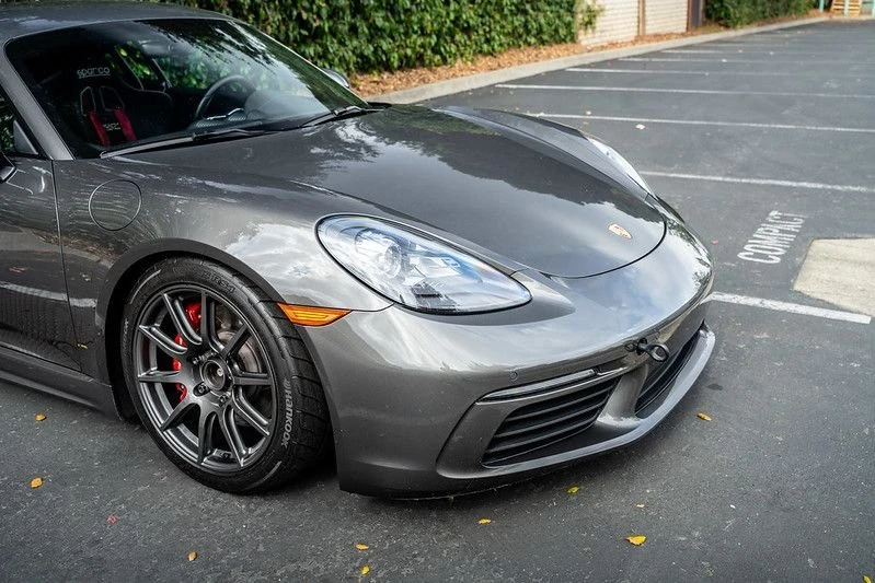 2018 Porsche 718 Cayman S - Image 8 of 31