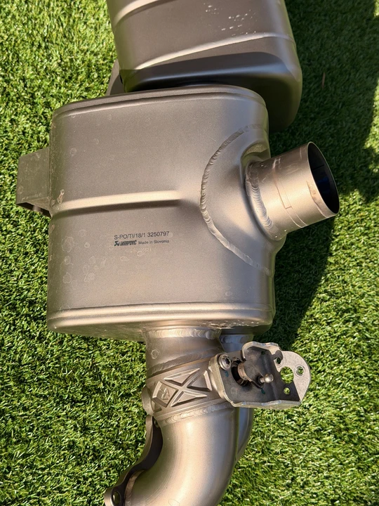 2020 Parts & Memorabilia Mechanical Components - Image 5 of 10