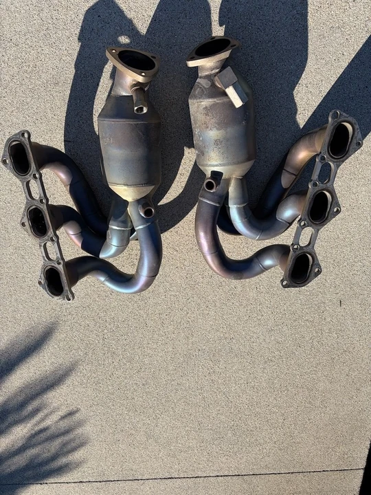 2020 Parts & Memorabilia Mechanical Components - Image 2 of 2