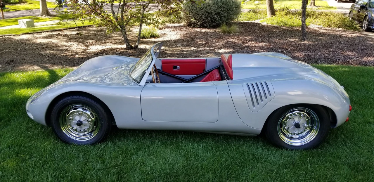 Porsche Sports Prototypes Replica - Image 8 of 31