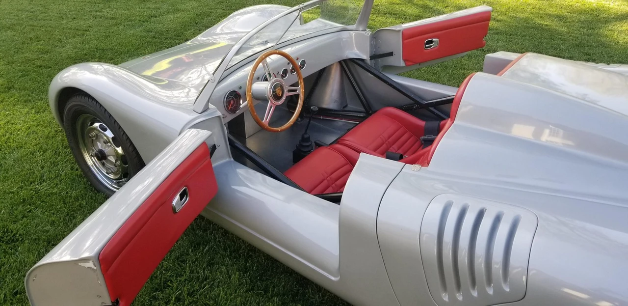 Porsche Sports Prototypes Replica - Image 28 of 31