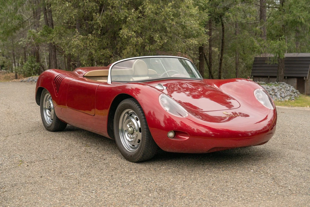 Porsche 718 Boxster Spyder RS - Image 15 of 31