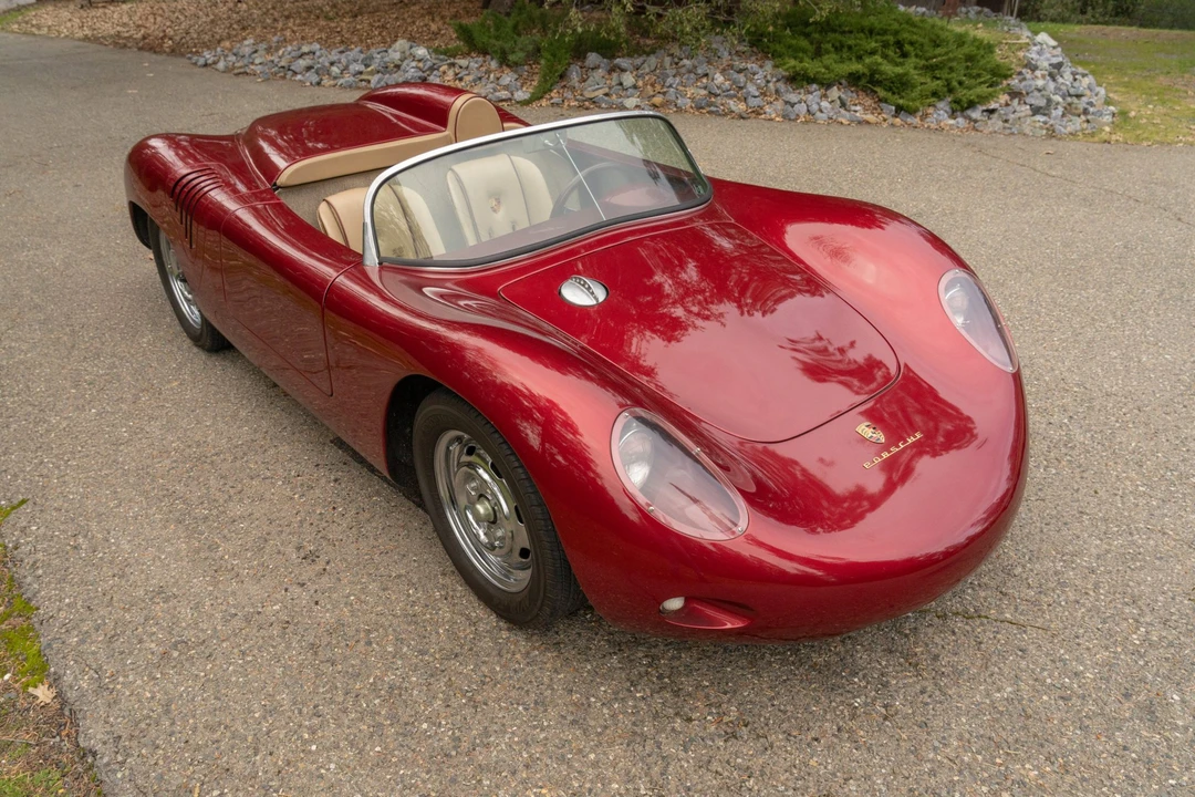 Porsche 718 Boxster Spyder RS - Image 16 of 31